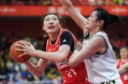 WCBA揭幕战：李梦8+5韩旭18分 四川女篮开门红